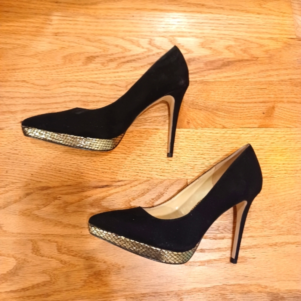 Jessica Simpson heels